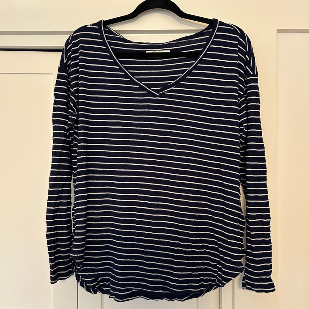 Hollister Striped Navy and White V-Neck Long Sleeve Top